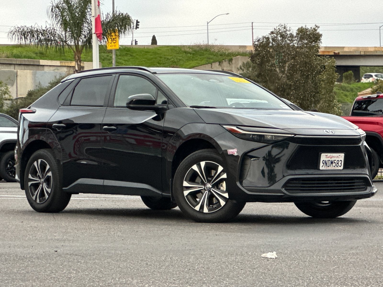 2024 Toyota bZ4X XLE