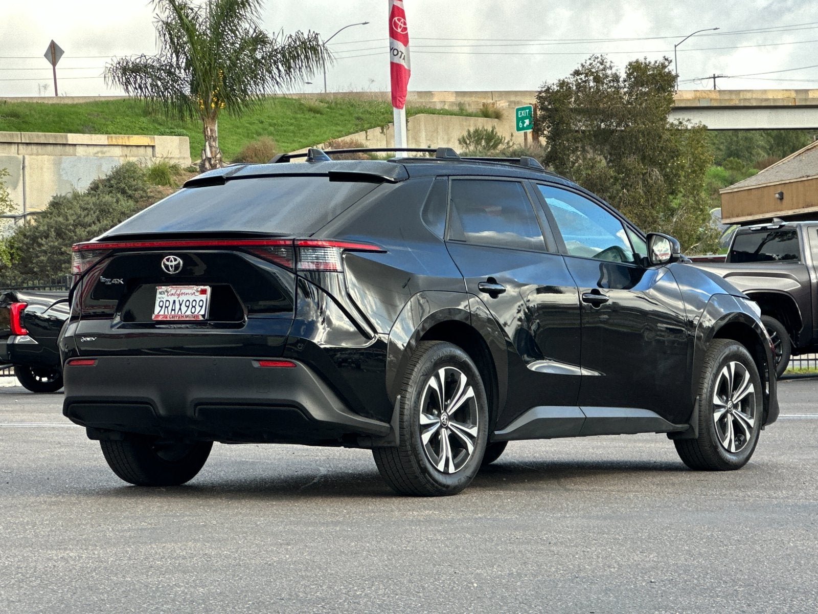 2024 Toyota bZ4X XLE