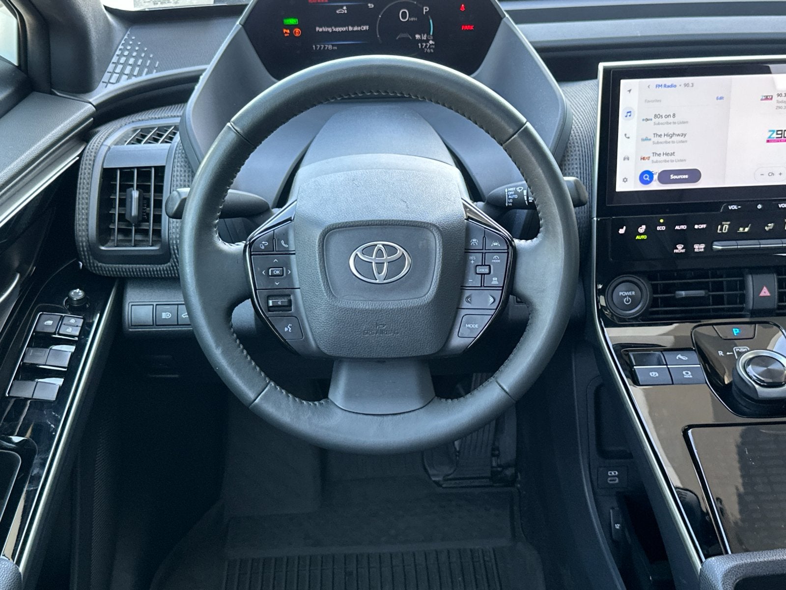 2024 Toyota bZ4X XLE