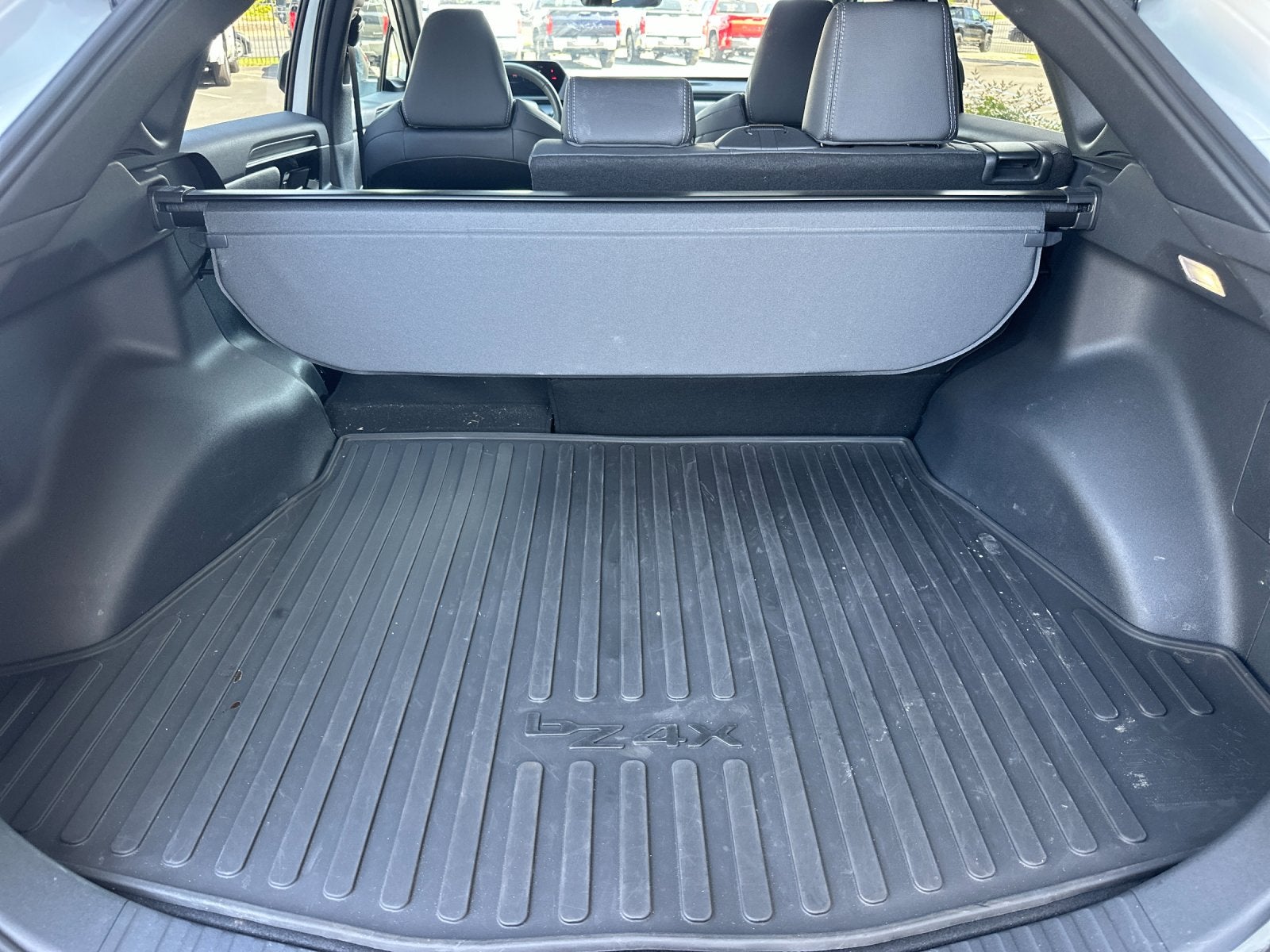 2024 Toyota bZ4X XLE