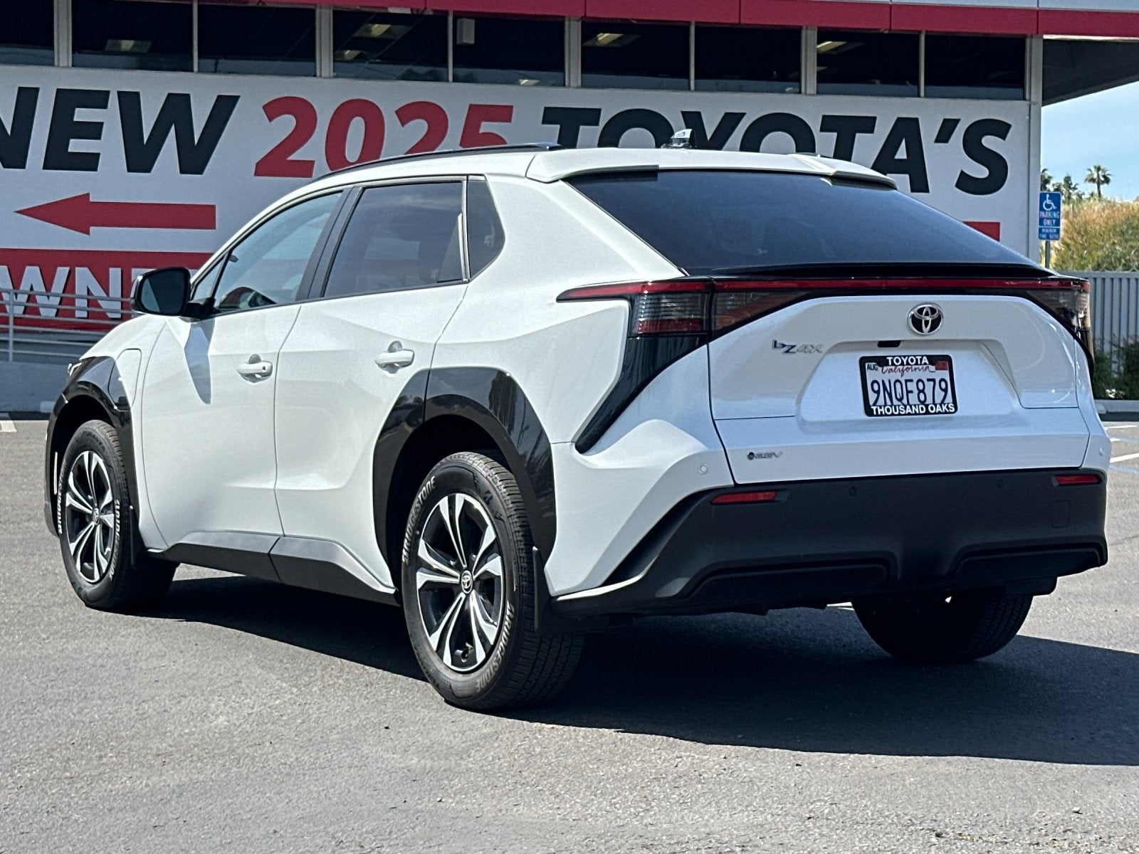 2024 Toyota bZ4X XLE