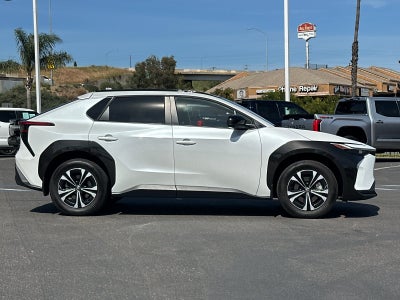 2024 Toyota bZ4X XLE