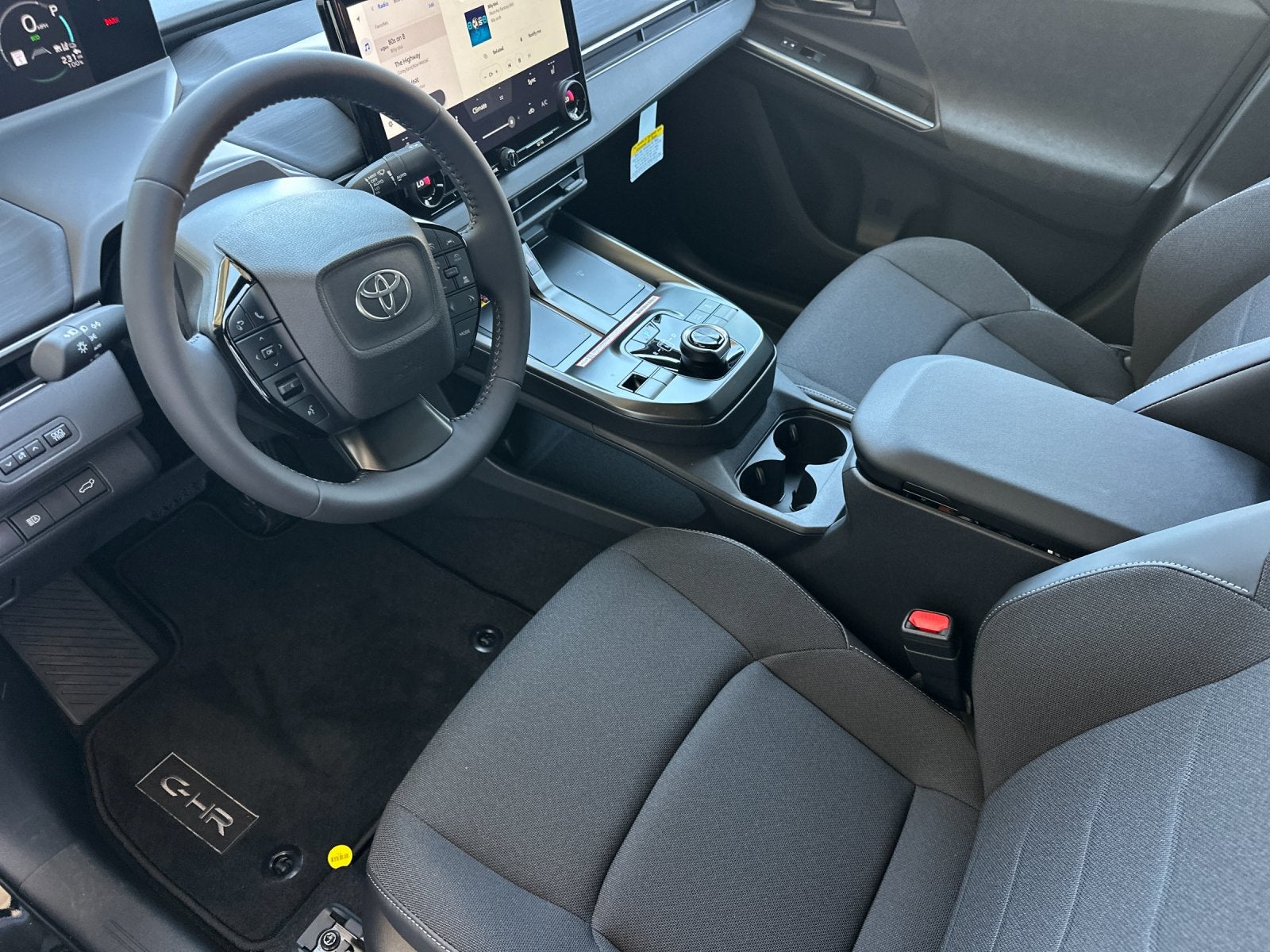 2026 Toyota C-HR SE