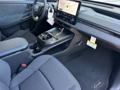 2026 Toyota C-HR SE