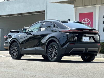 2026 Toyota C-HR XSE
