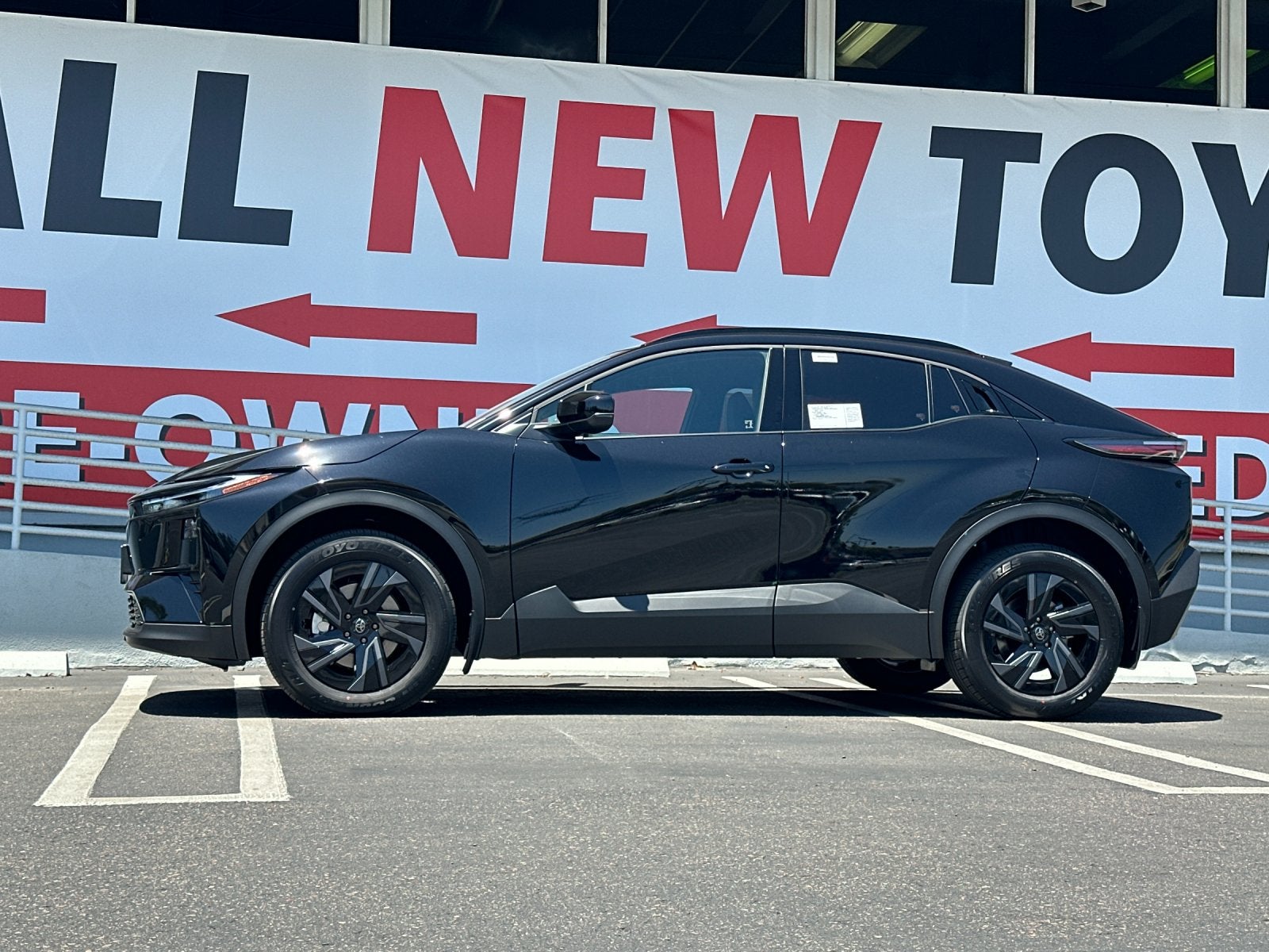 2026 Toyota C-HR SE