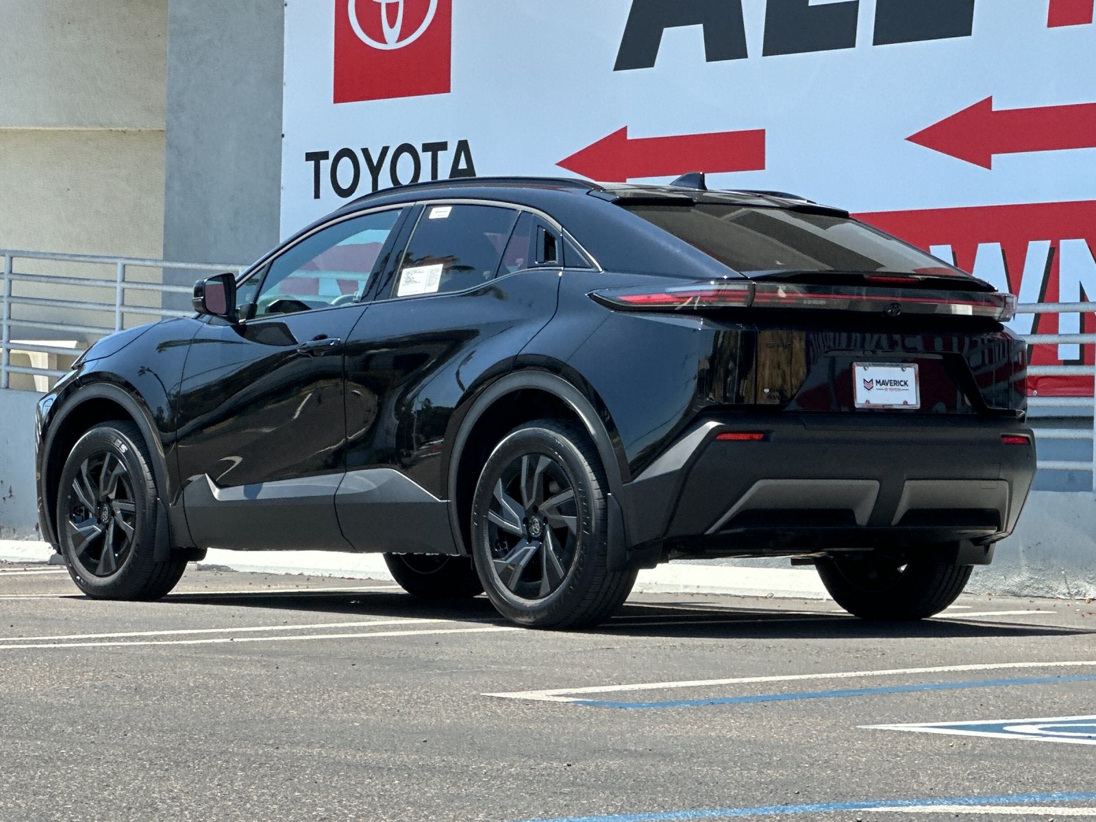 2026 Toyota C-HR SE