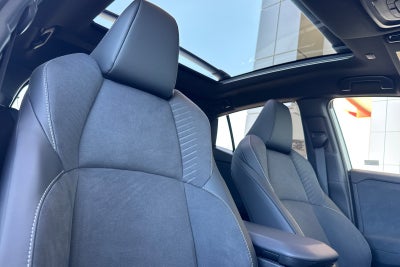 2026 Toyota C-HR XSE