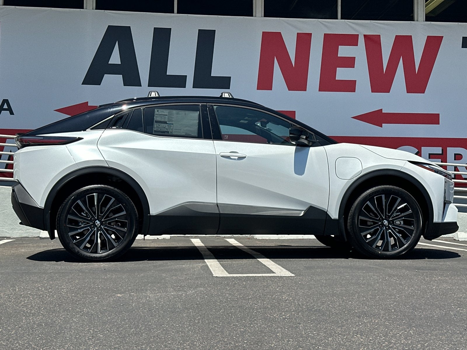2026 Toyota C-HR XSE