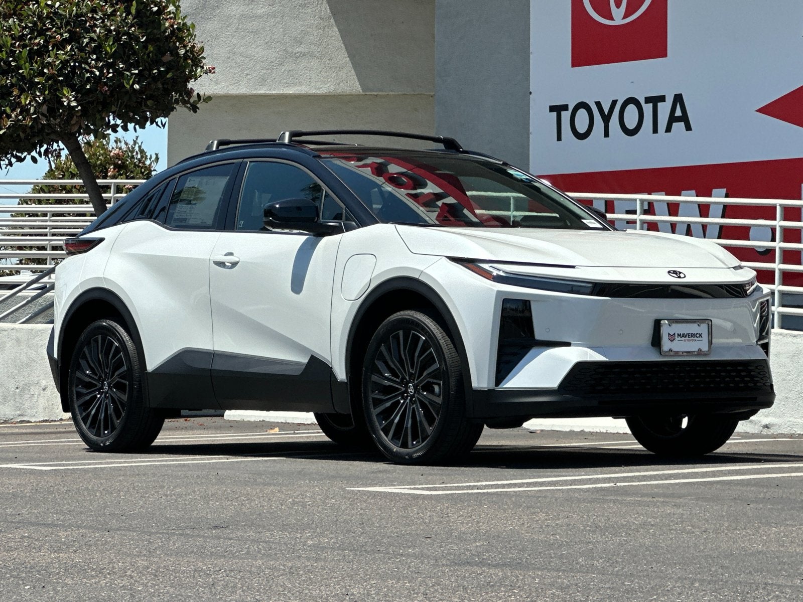 2026 Toyota C-HR XSE