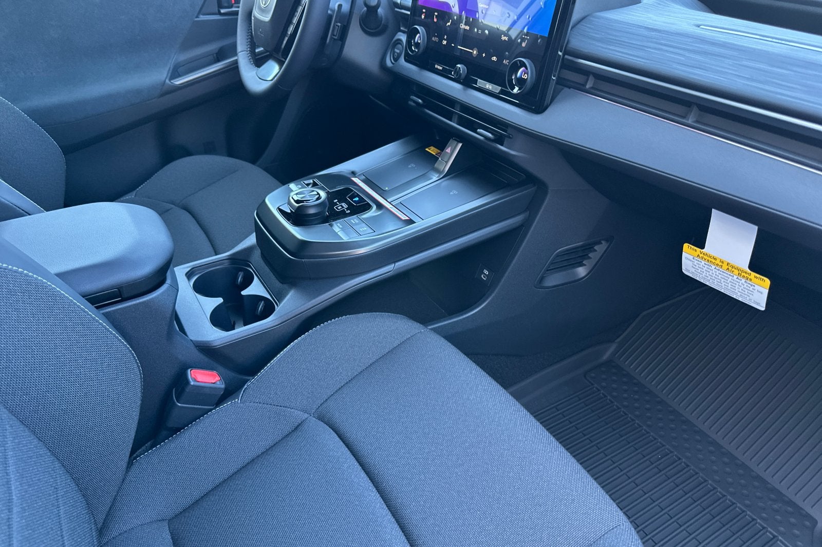 2027 Toyota C-HR SE