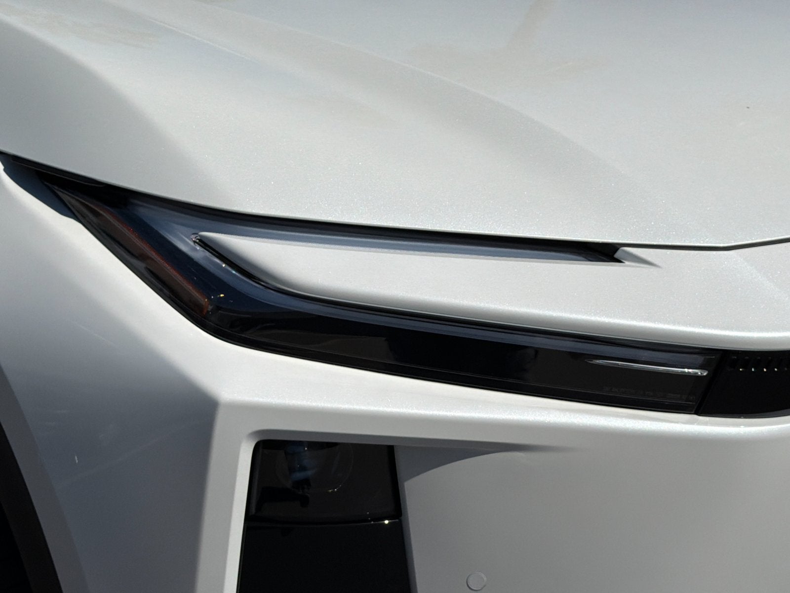 2027 Toyota C-HR SE