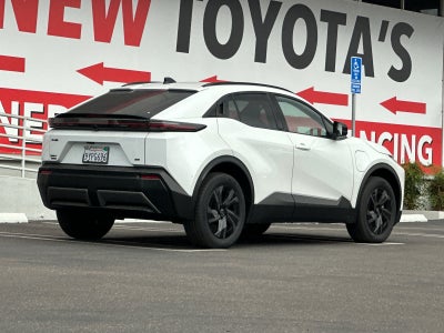 2026 Toyota C-HR SE
