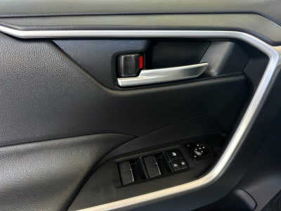 2025 Toyota RAV4 Plug-In Hybrid SE