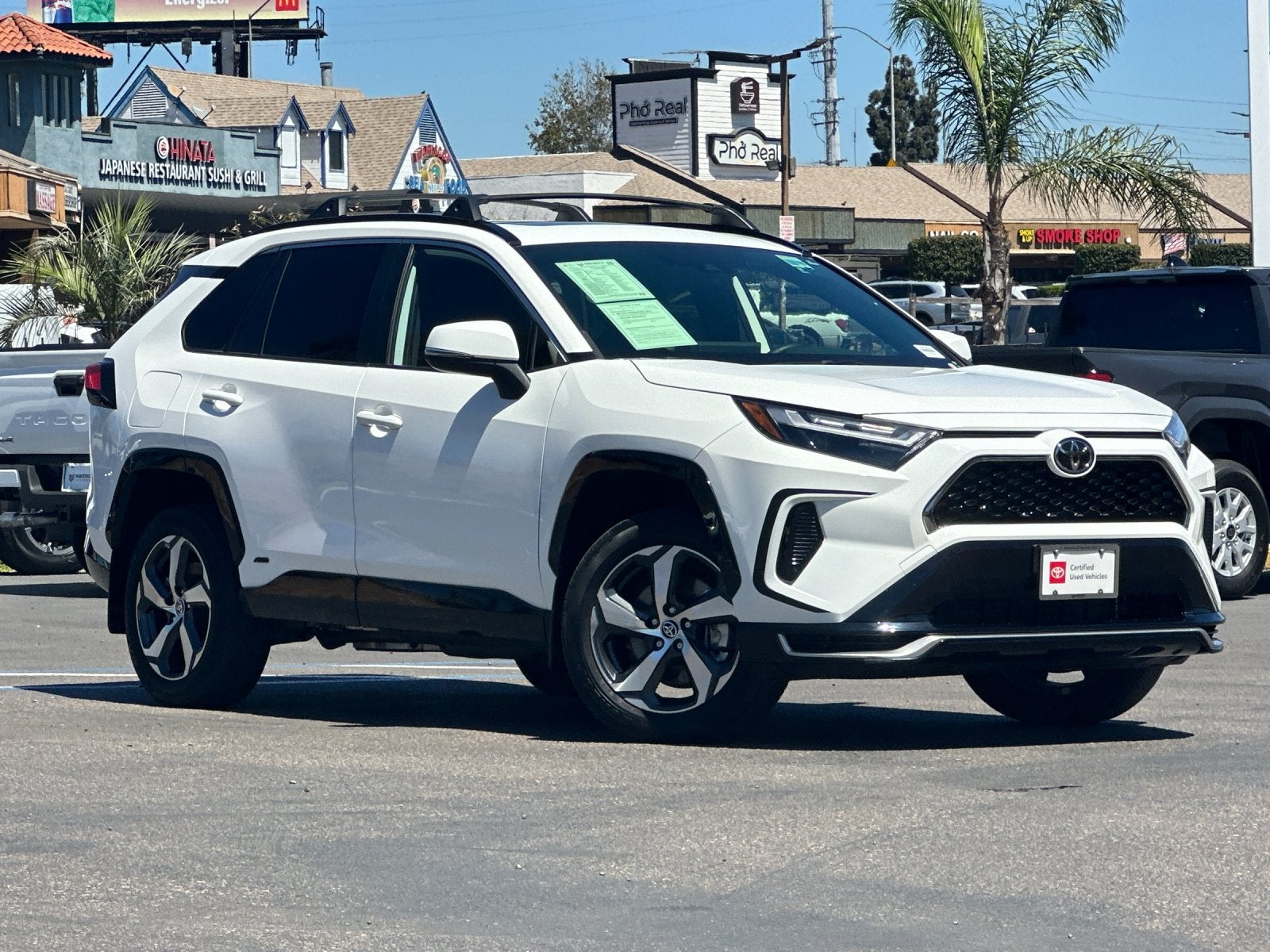 2025 Toyota RAV4 Plug-In Hybrid SE