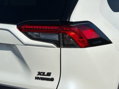 2022 Toyota RAV4 Hybrid XLE Premium