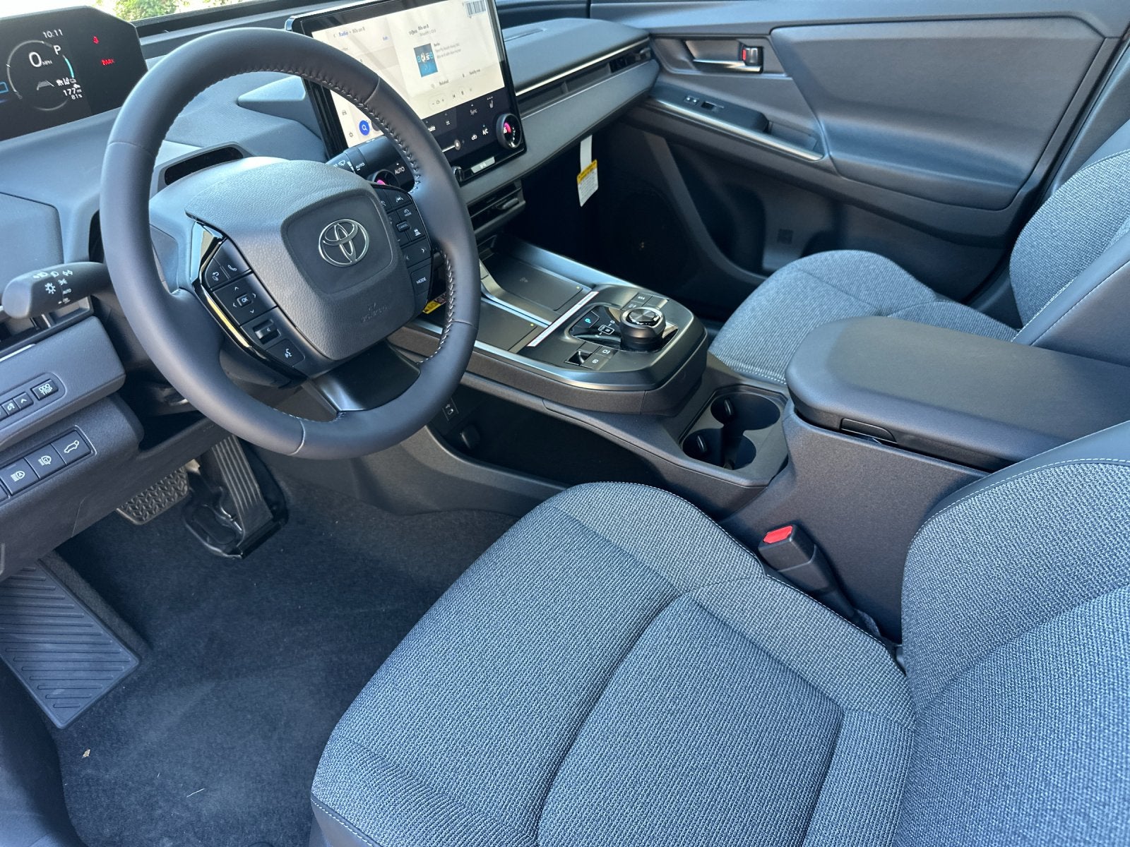 2026 Toyota bZ XLE Plus