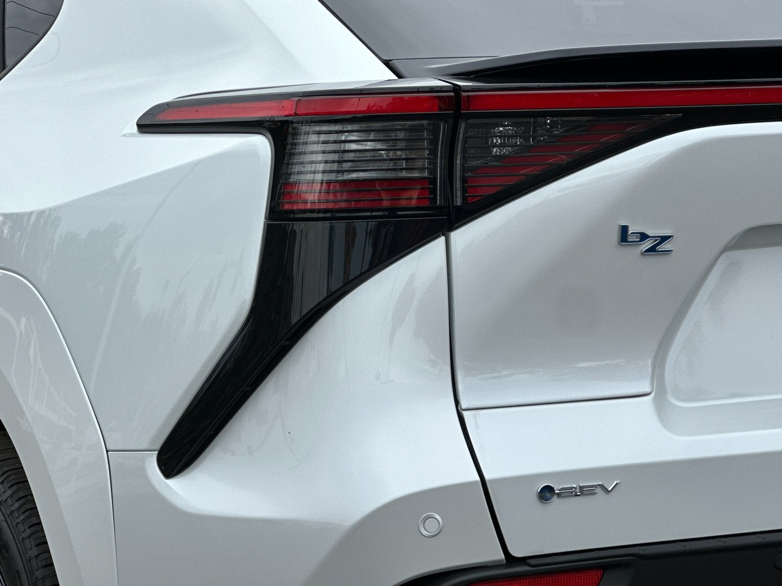 2026 Toyota bZ XLE Plus