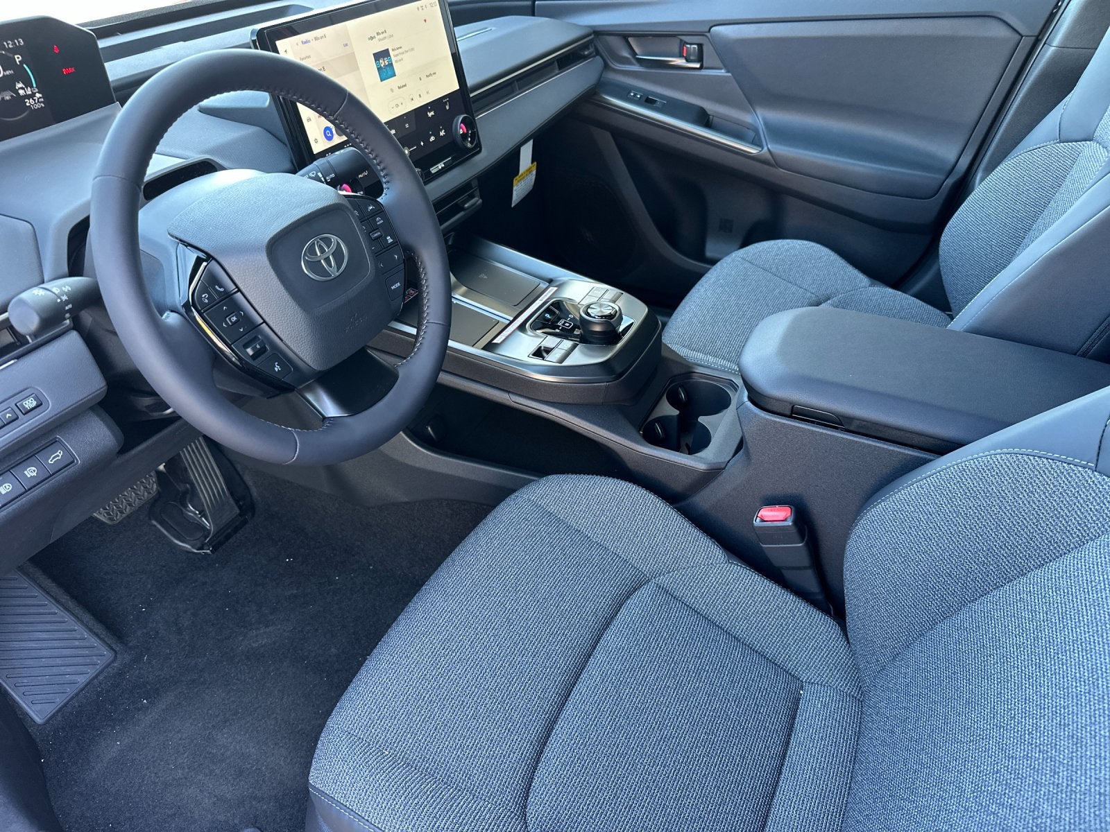 2026 Toyota bZ XLE Plus