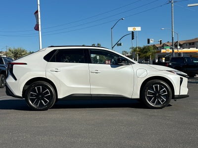 2026 Toyota bZ XLE Plus