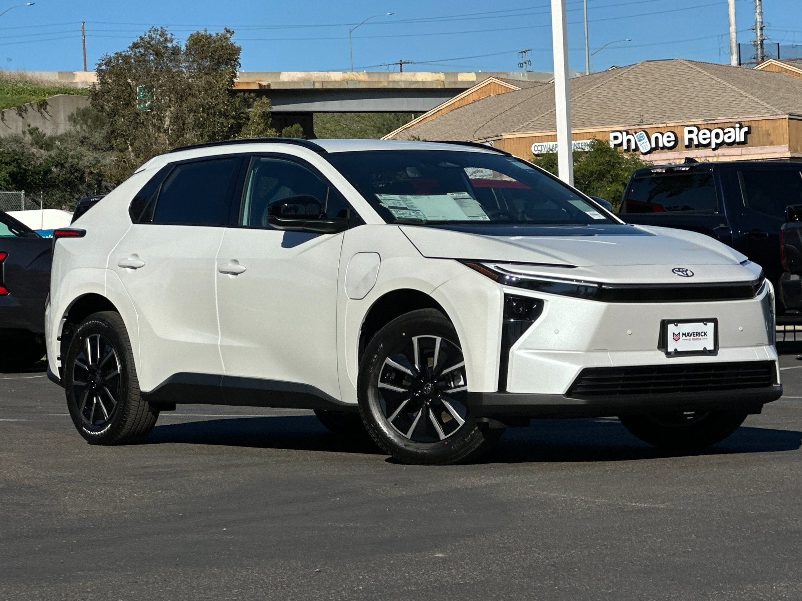 2026 Toyota bZ XLE Plus