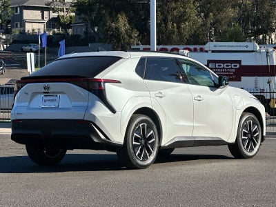2026 Toyota bZ XLE Plus