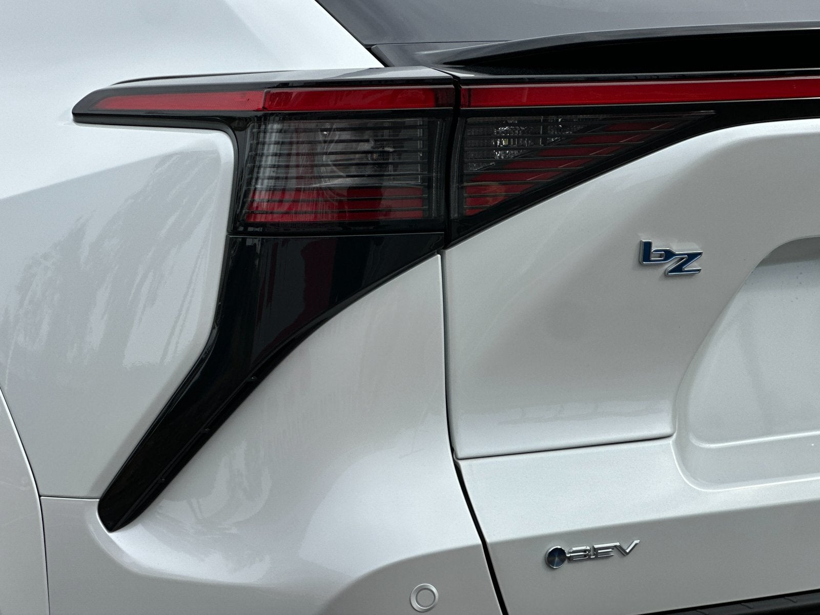 2026 Toyota bZ XLE Plus