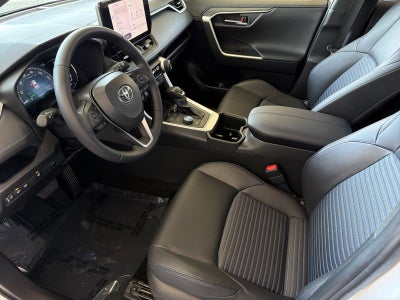 2025 Toyota RAV4 Hybrid XSE