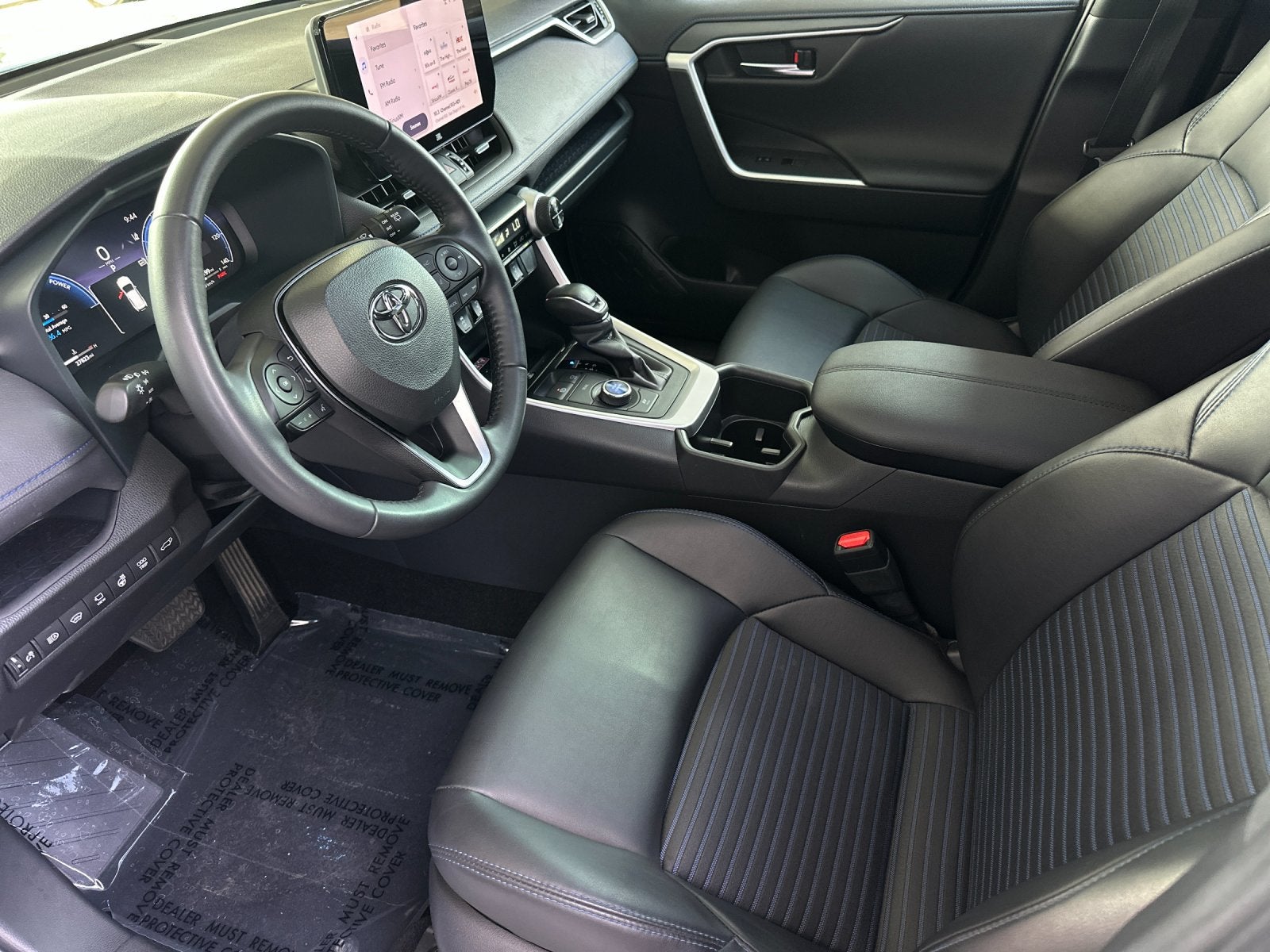 2025 Toyota RAV4 Hybrid XSE