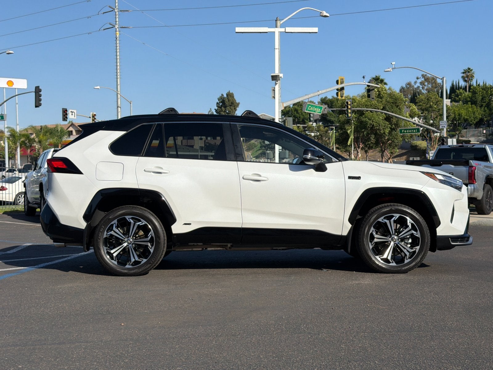 2024 Toyota RAV4 Prime XSE