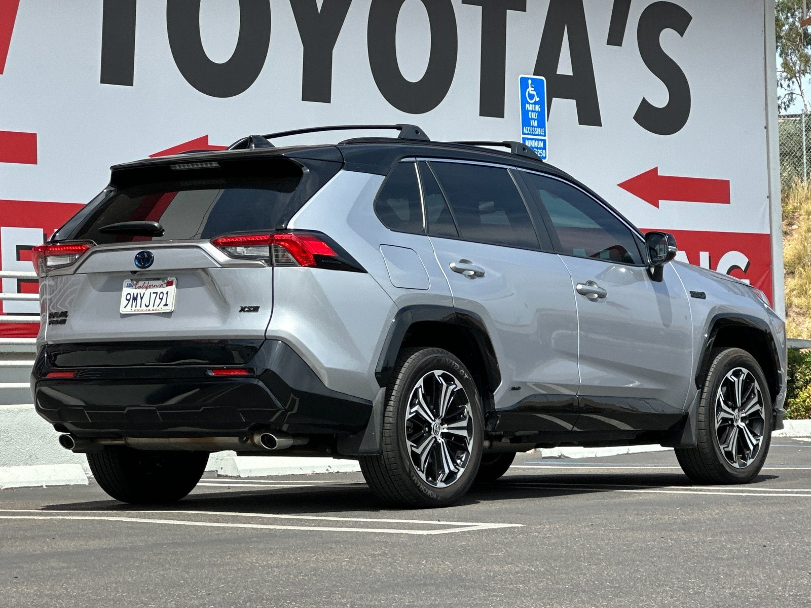 2024 Toyota RAV4 Prime XSE