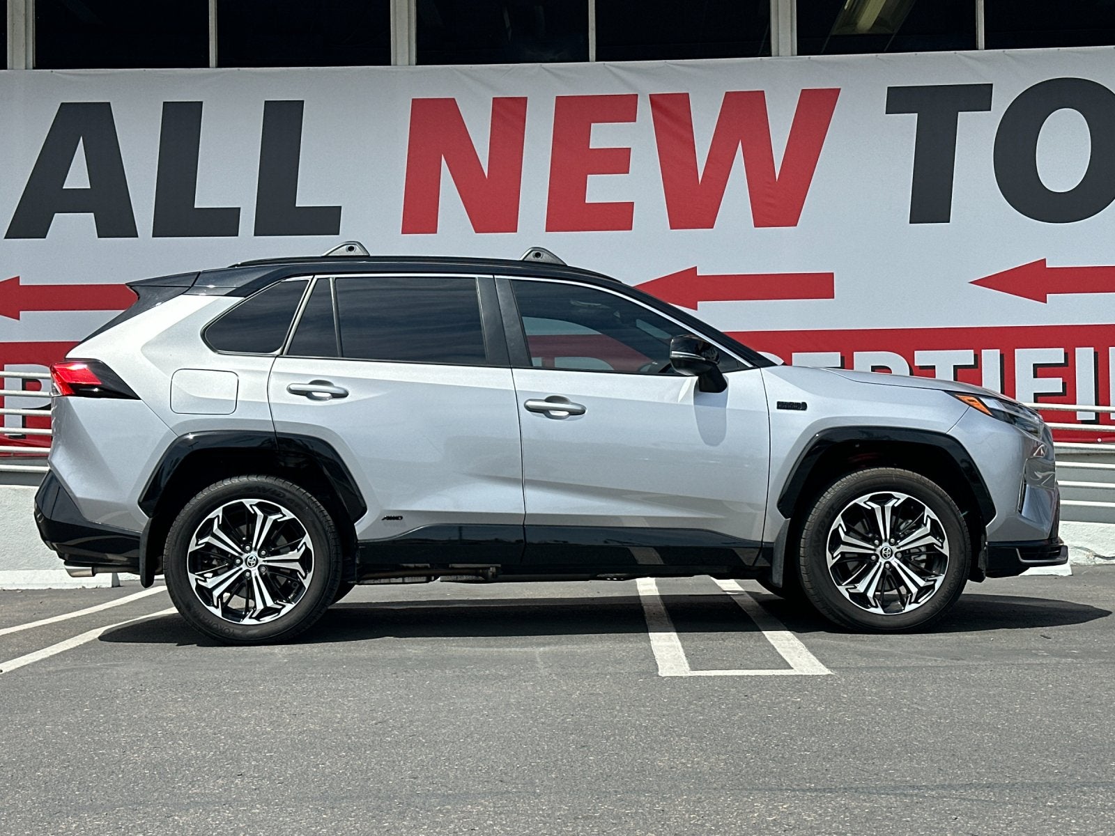 2024 Toyota RAV4 Prime XSE