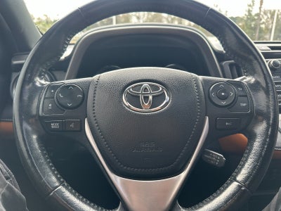 2017 Toyota RAV4 SE