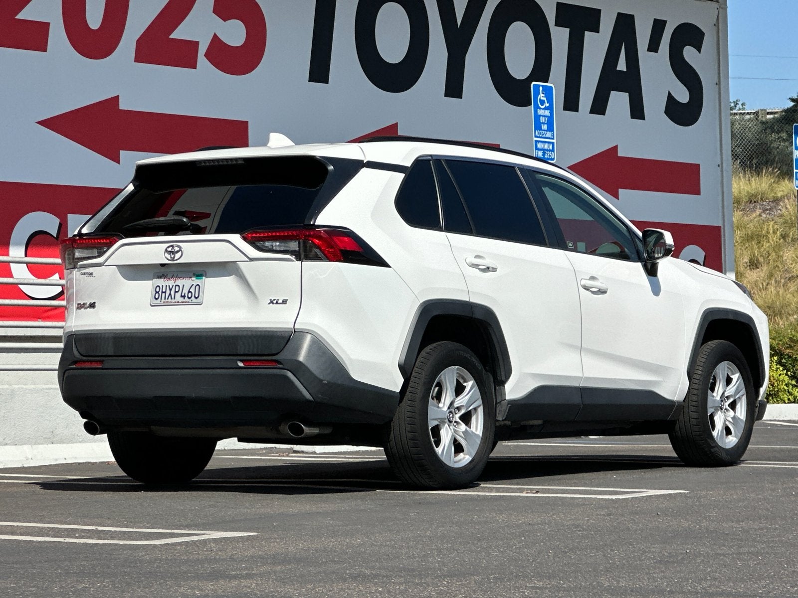 2019 Toyota RAV4 XLE