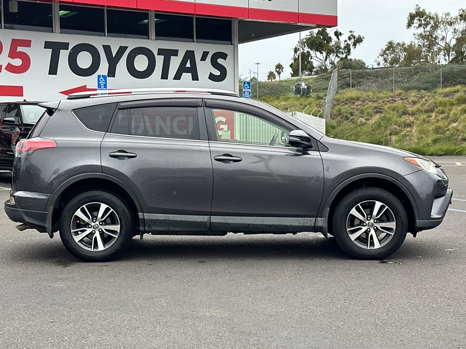 2016 Toyota RAV4 XLE