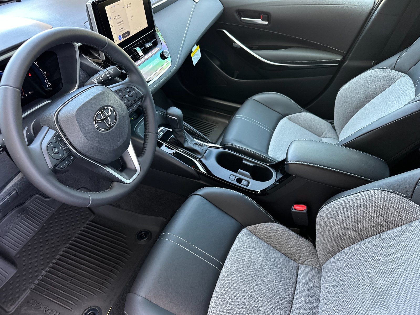 2026 Toyota Corolla Hatchback XSE