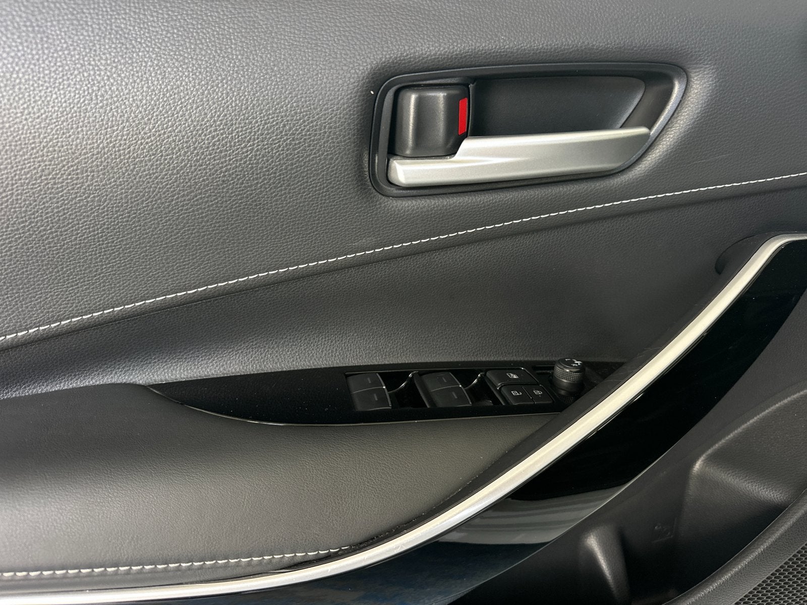 2023 Toyota Corolla Hatchback XSE