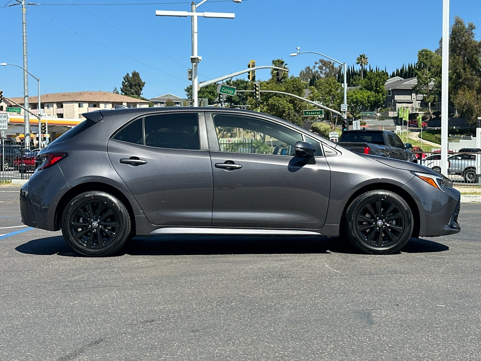 2024 Toyota Corolla Hatchback SE