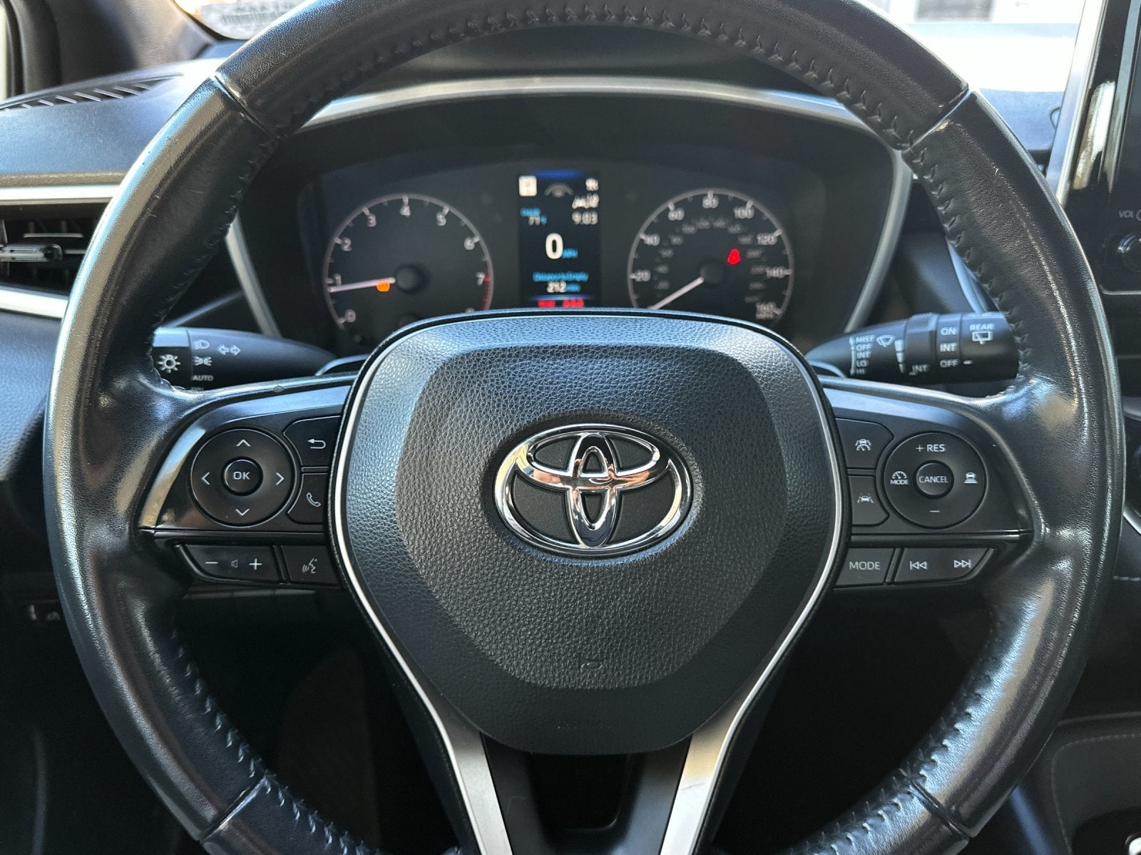 2023 Toyota Corolla Hatchback SE