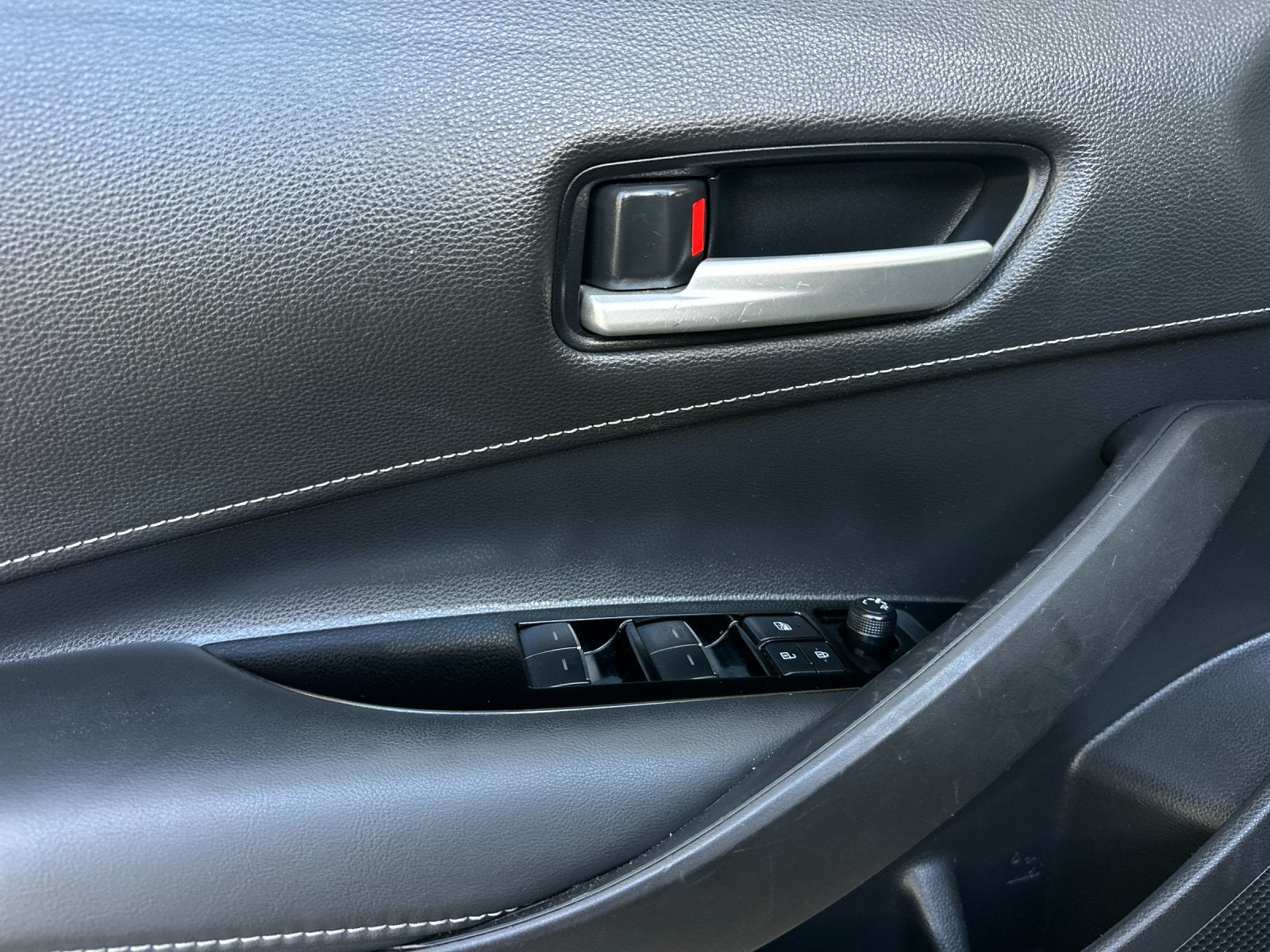 2024 Toyota Corolla Hatchback SE