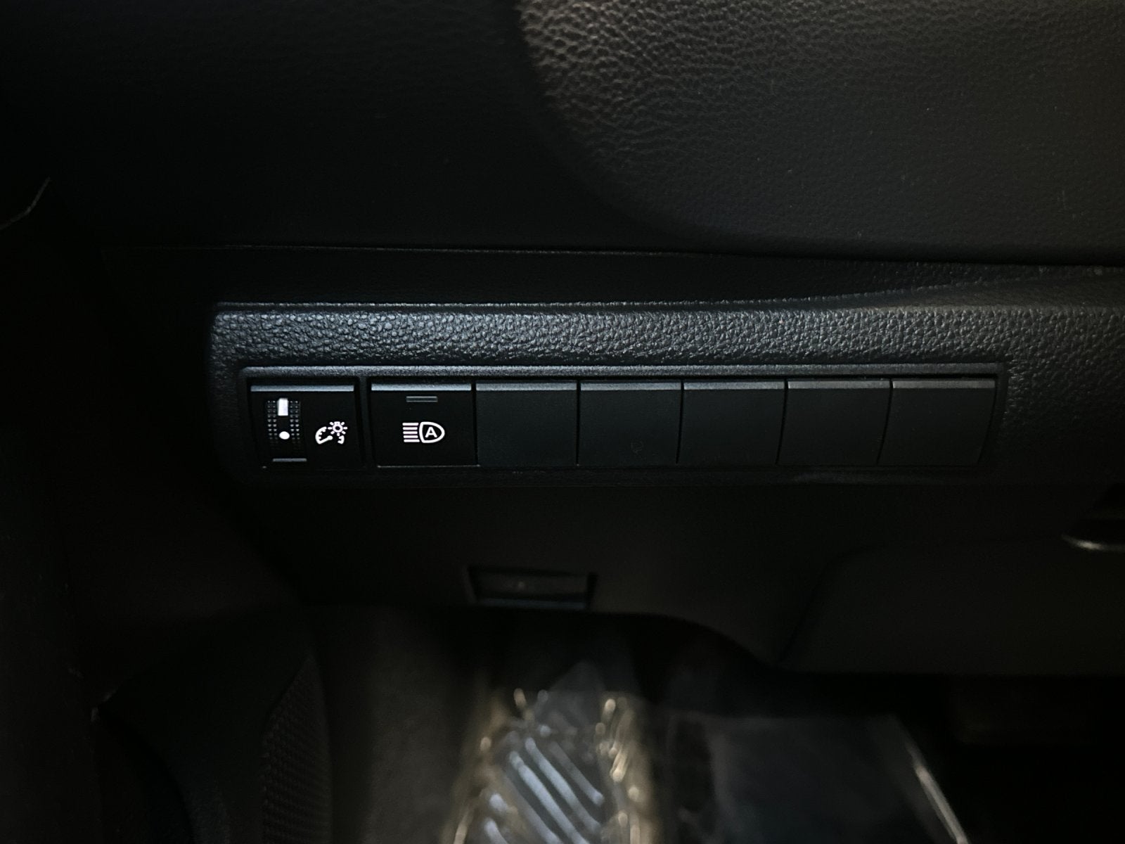 2024 Toyota Corolla Hatchback SE