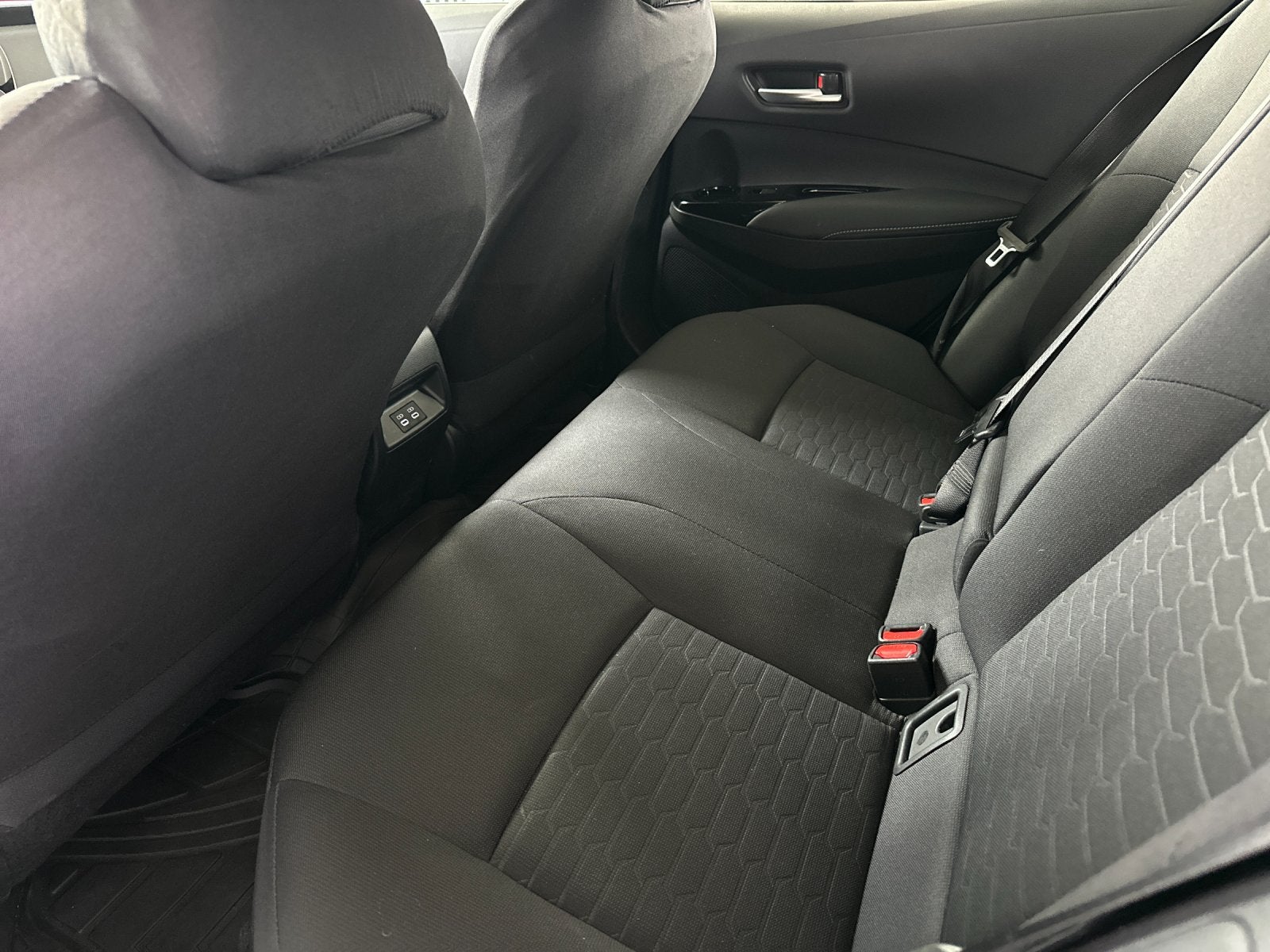 2025 Toyota Corolla Hatchback SE