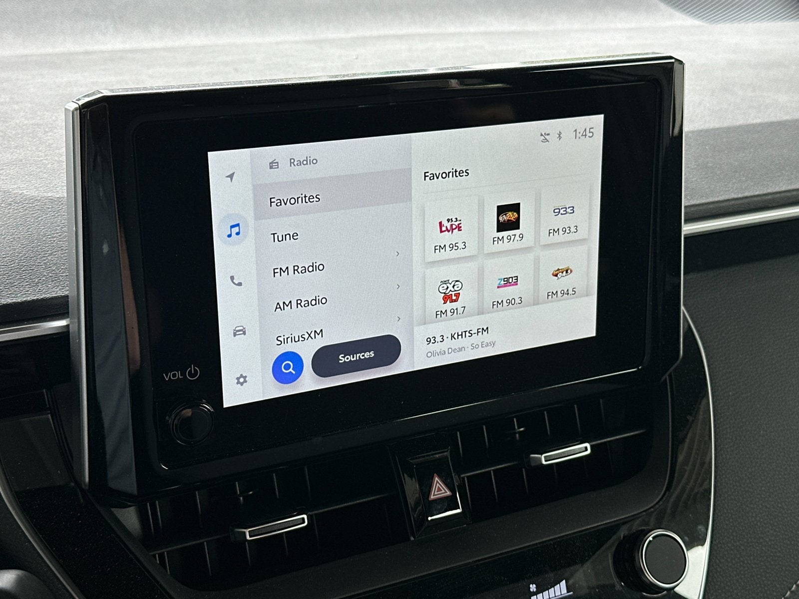 2025 Toyota Corolla Hatchback SE