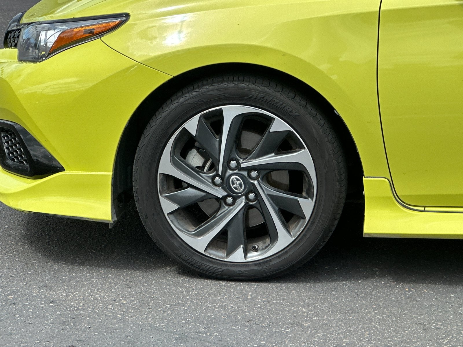 2016 Scion iM Base