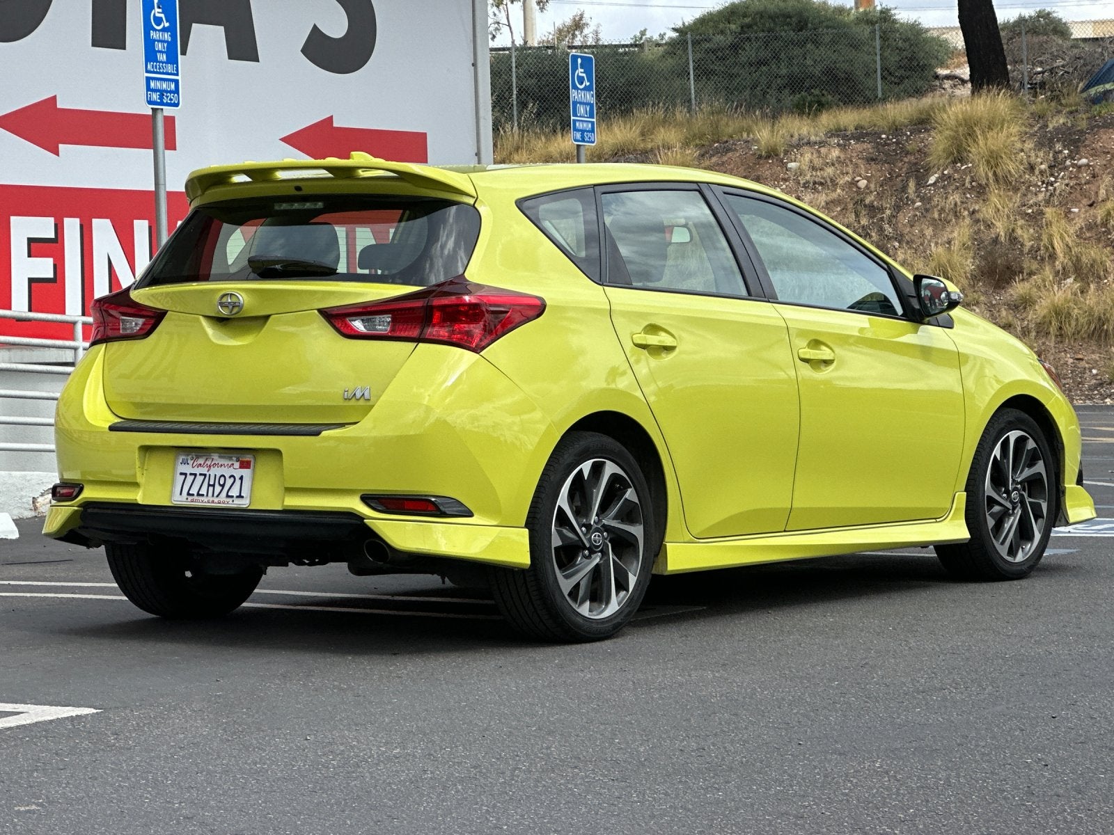 2016 Scion iM Base