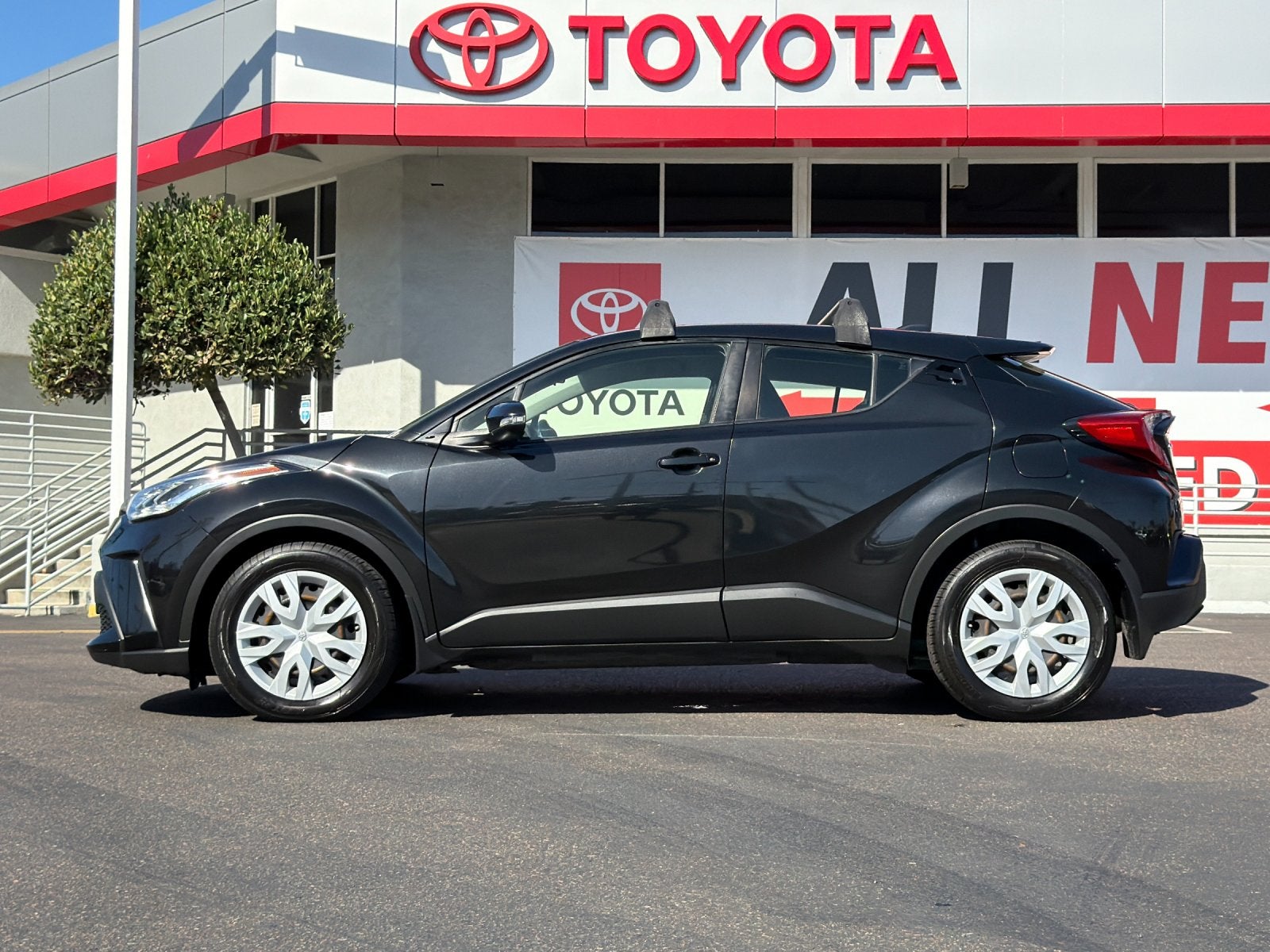 2021 Toyota C-HR LE