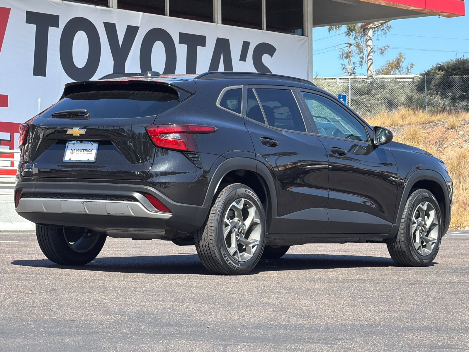 2025 Chevrolet Trax LT