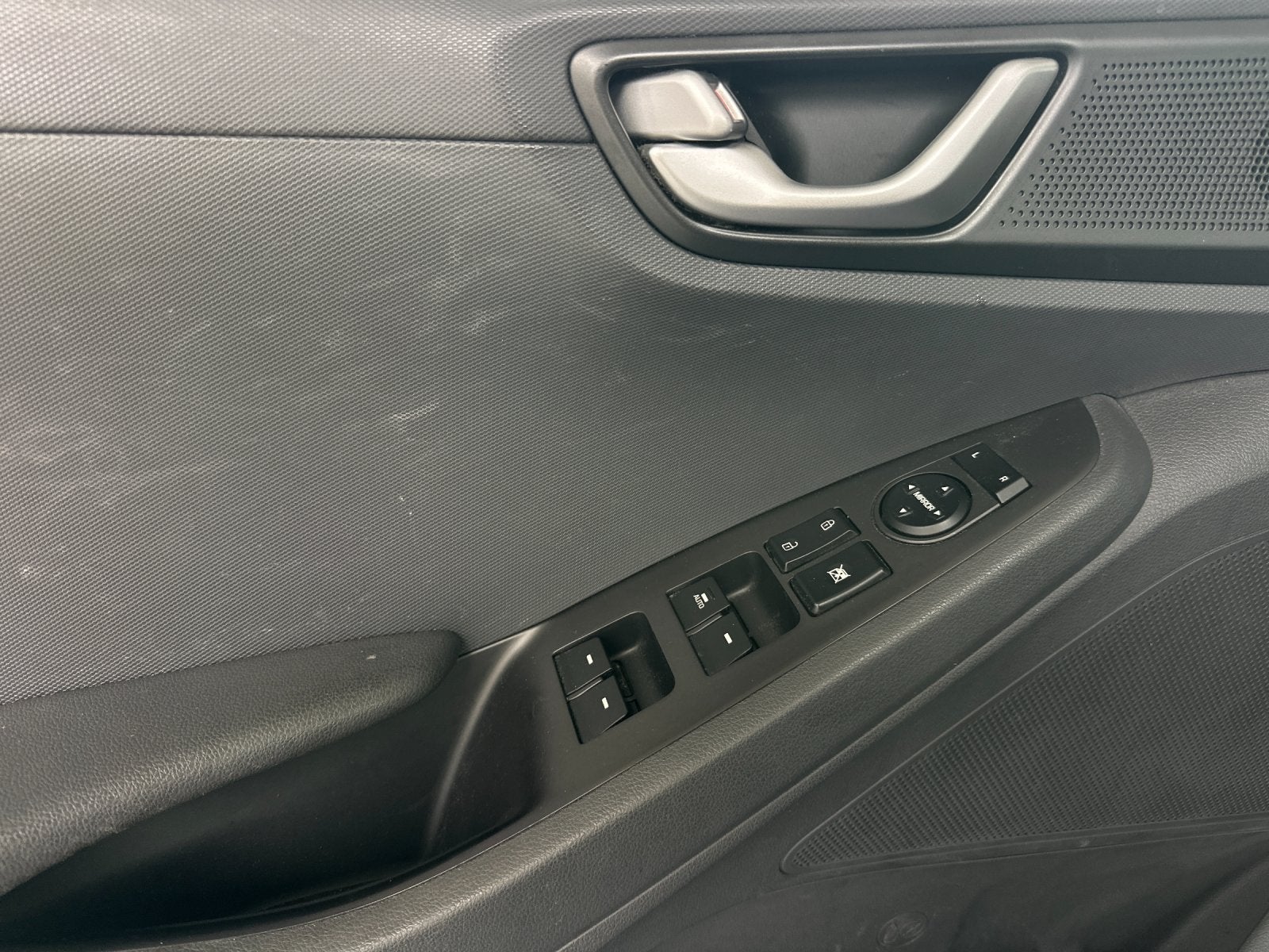 2017 Hyundai Ioniq Hybrid Blue