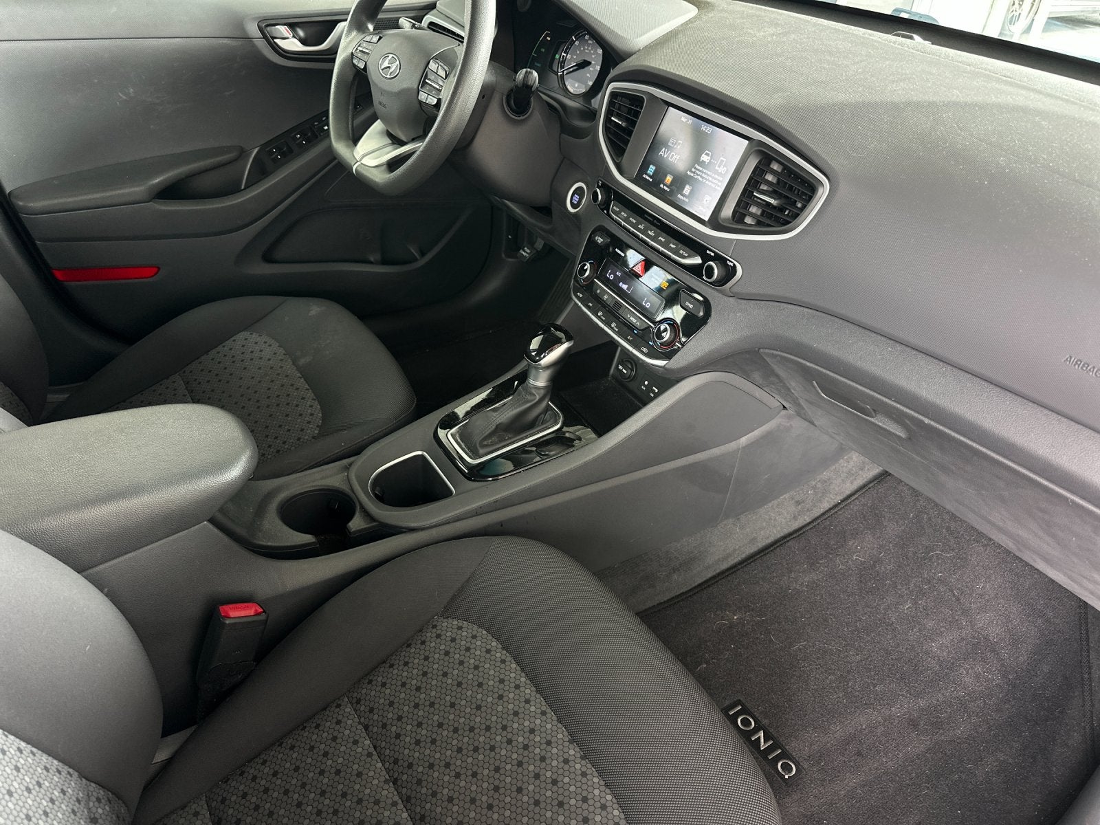 2017 Hyundai Ioniq Hybrid Blue