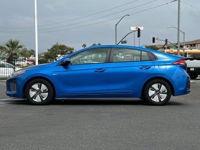 2017 Hyundai Ioniq Hybrid Blue